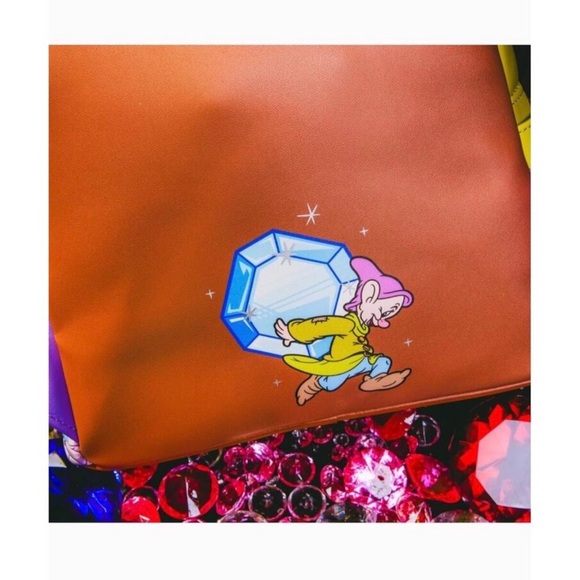Loungefly Disney SNOW WHITE Diamond Dopey Dwarf Backpack - Picture 5 of 6